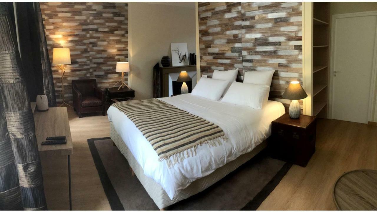 เลสกาล เดอ บรอกลี Hotel Broglie ภายนอก รูปภาพ
